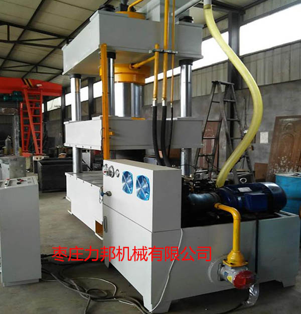 500吨撸撸午夜视频图拍