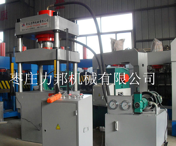 80吨三梁撸撸午夜视频实物图