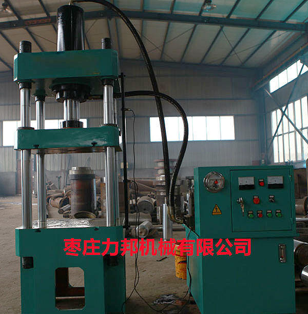 三梁撸撸午夜视频实物图